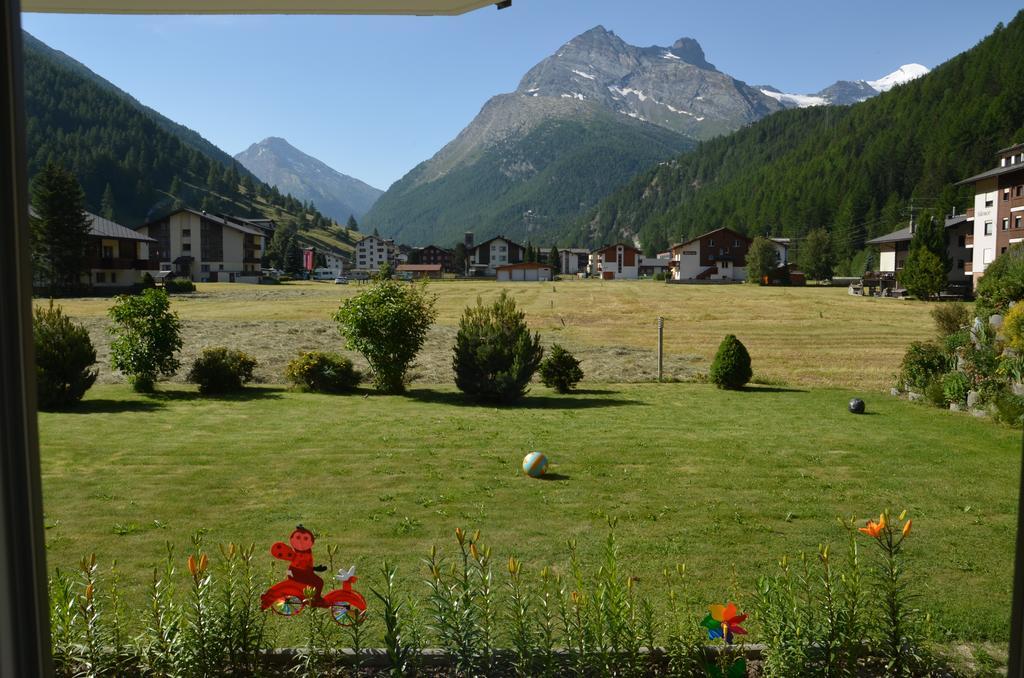 Haus Samurai Saas-Grund Habitación foto