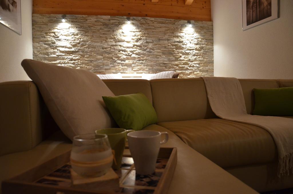 Haus Samurai Saas-Grund Habitación foto